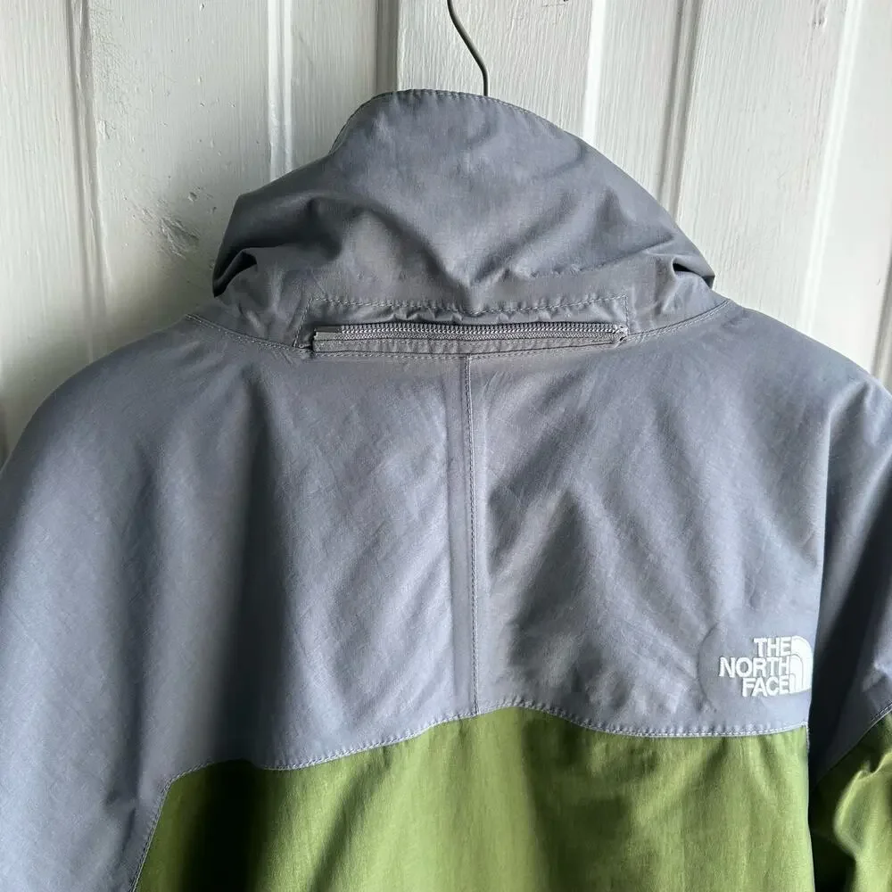 The North Face Hyvent 3-in-1 Jacket Zip Out Puffer Liner
